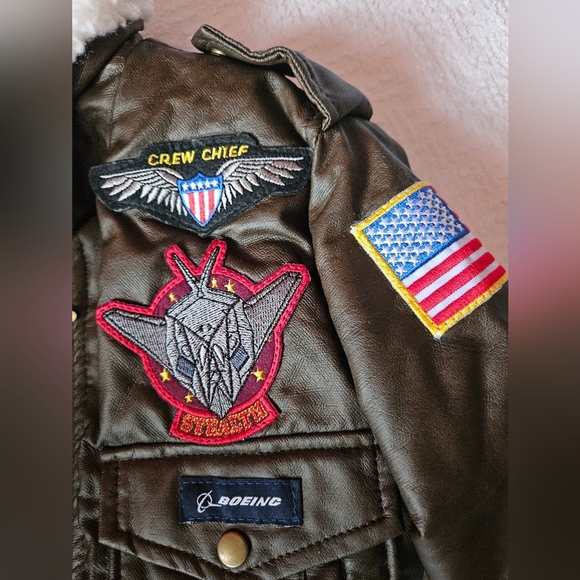 Boys size 3 bomber coat - Picture 2 of 12